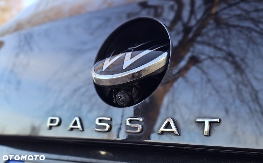 Volkswagen Passat - 27