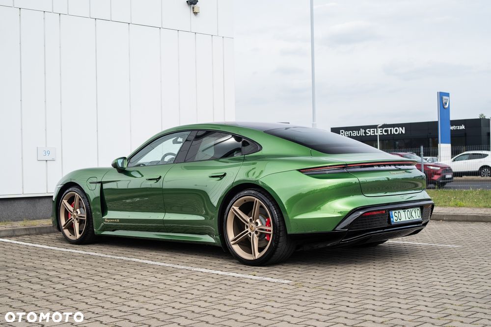 Porsche Taycan 4S Performance Plus - 6