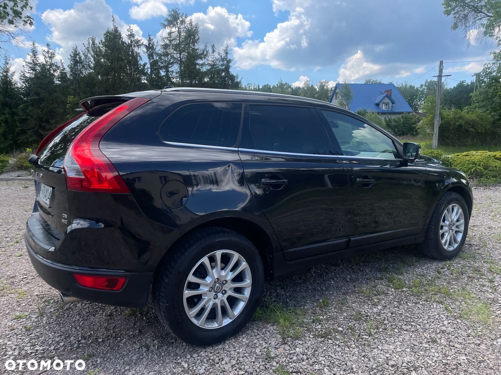 Volvo XC 60 - 4