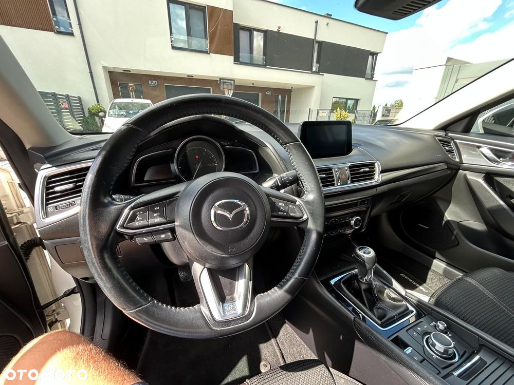Mazda 3 - 7