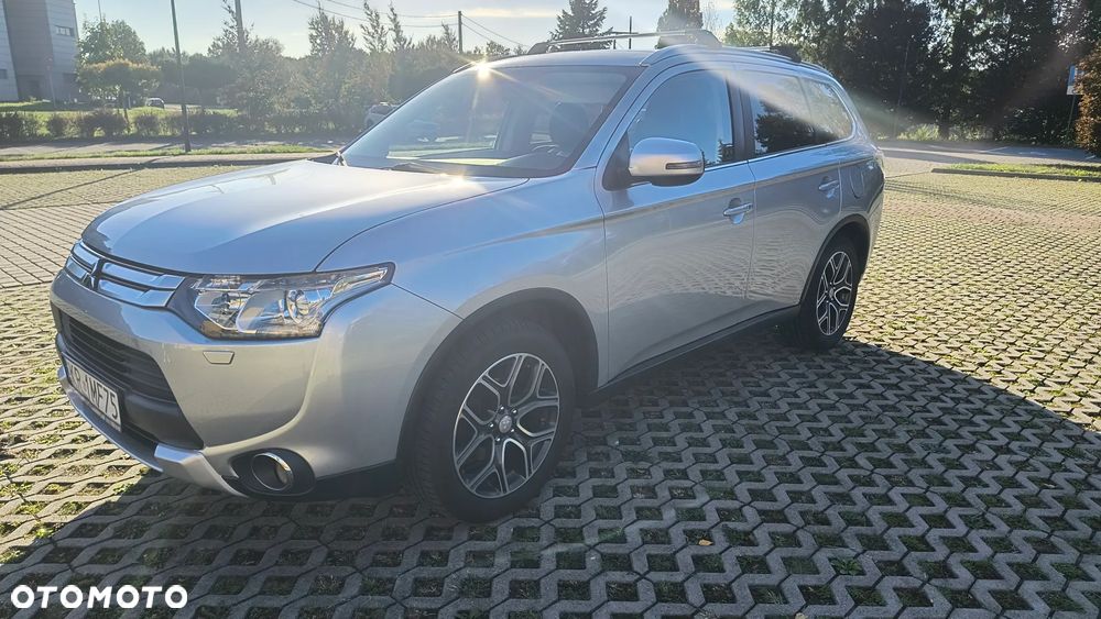 Mitsubishi Outlander 2.2 DID Intense + 4WD - 1