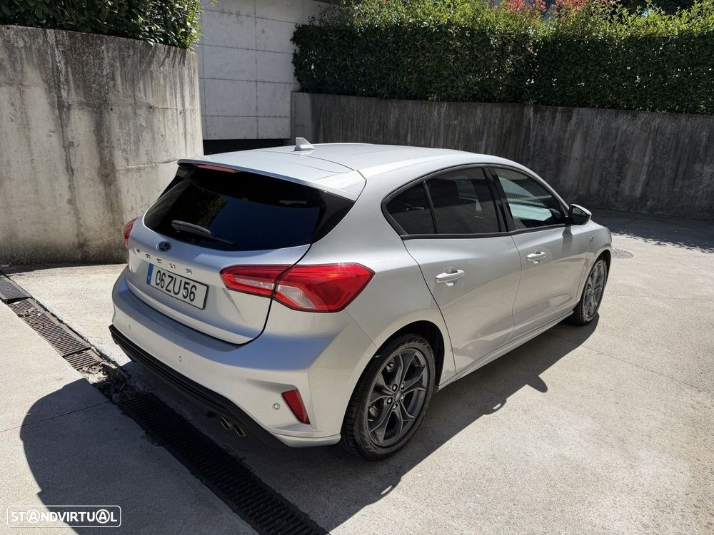 Ford Focus 1.0 EcoBoost MHEV ST-Line - 5