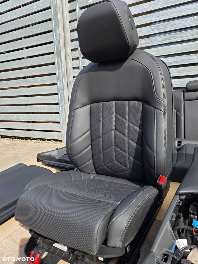 bmw 5 g60 fotele kanapa boczki komplet wnętrze - 6