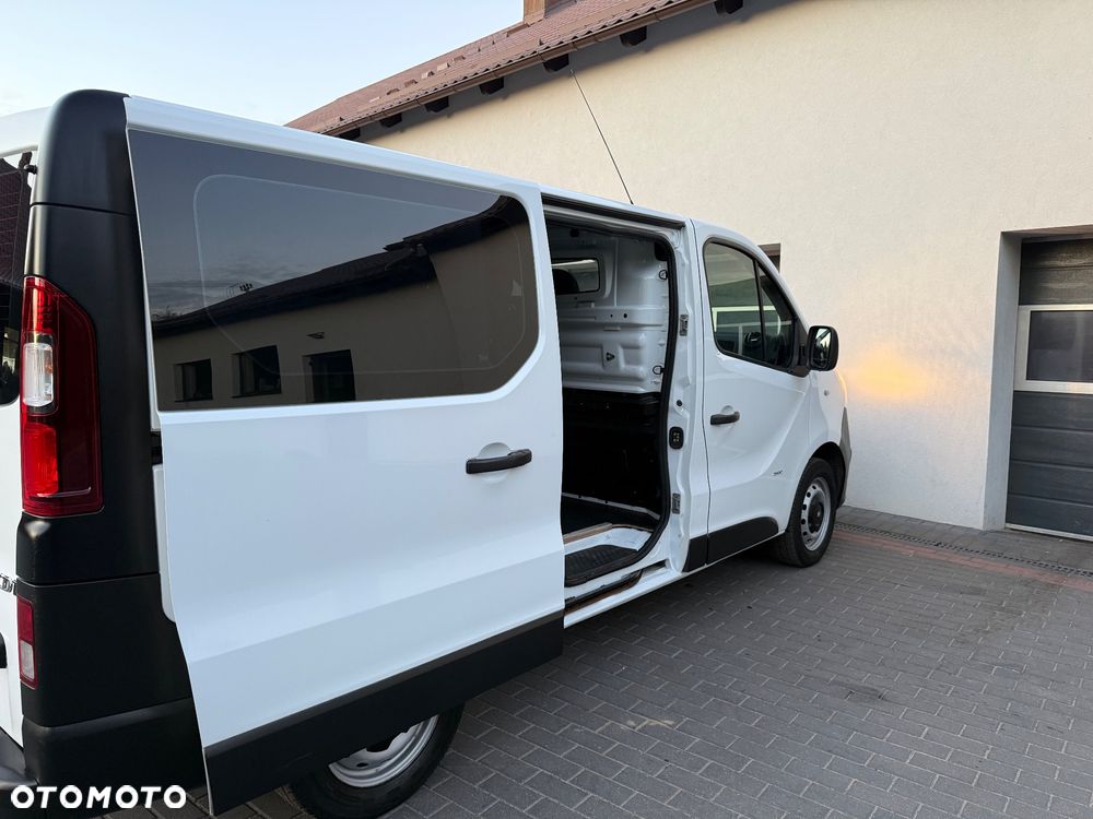 Opel Vivaro - 12