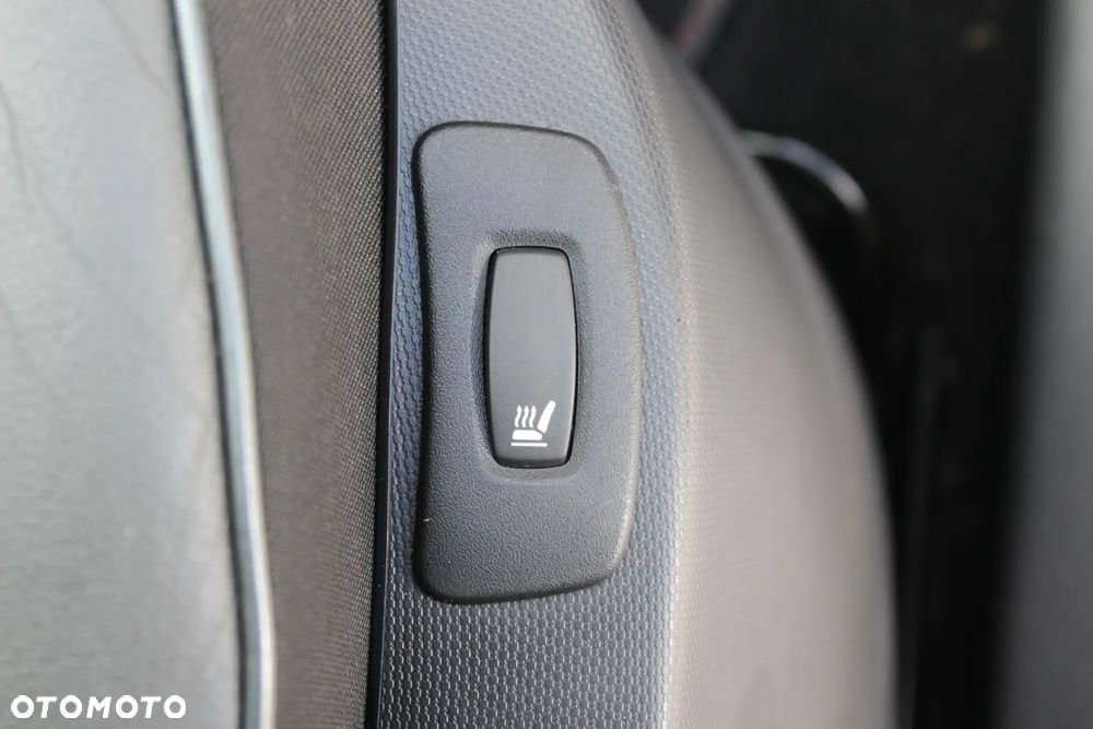 Renault Captur TCe 120 EDC Helly Hansen - 9