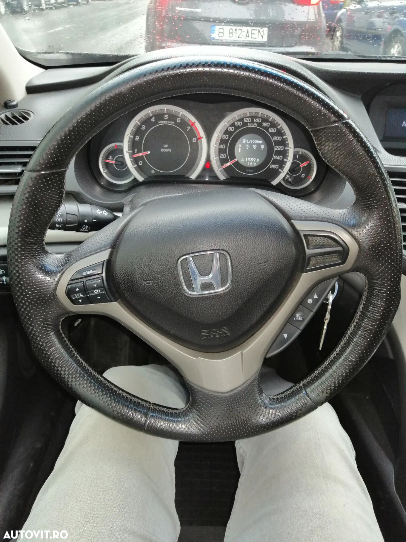 Honda Accord 2.0i Comfort - 1