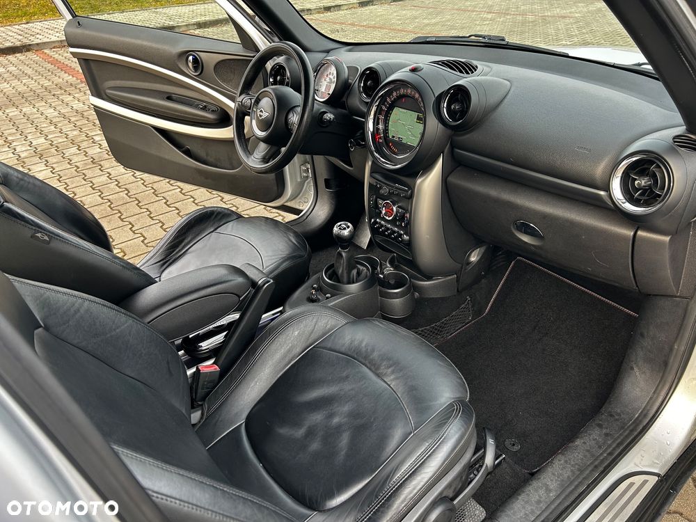 MINI Paceman Cooper D ALL4 - 13