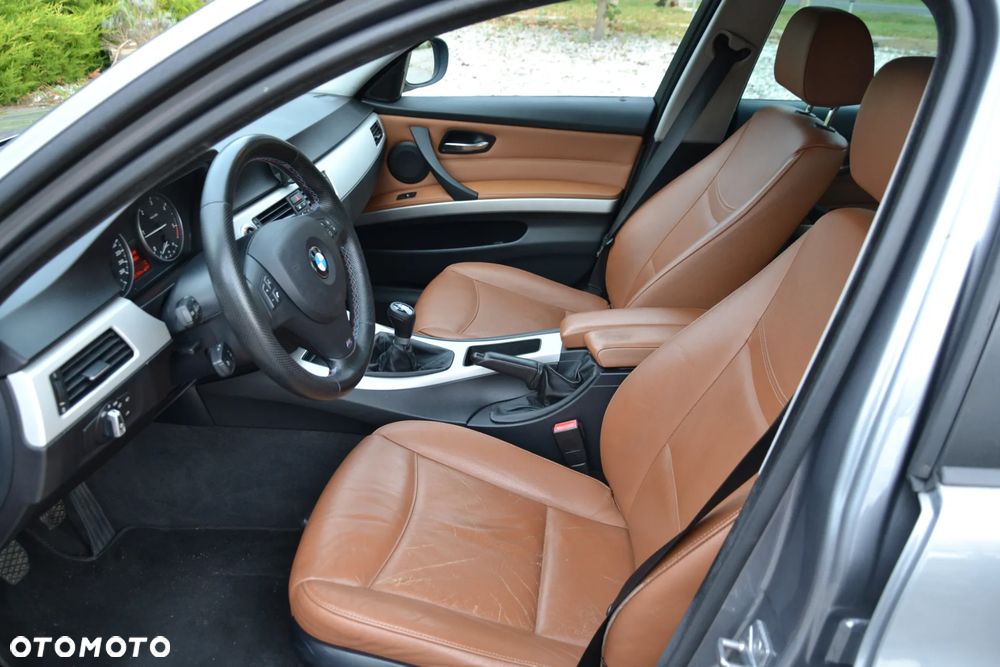 BMW Seria 3 - 29
