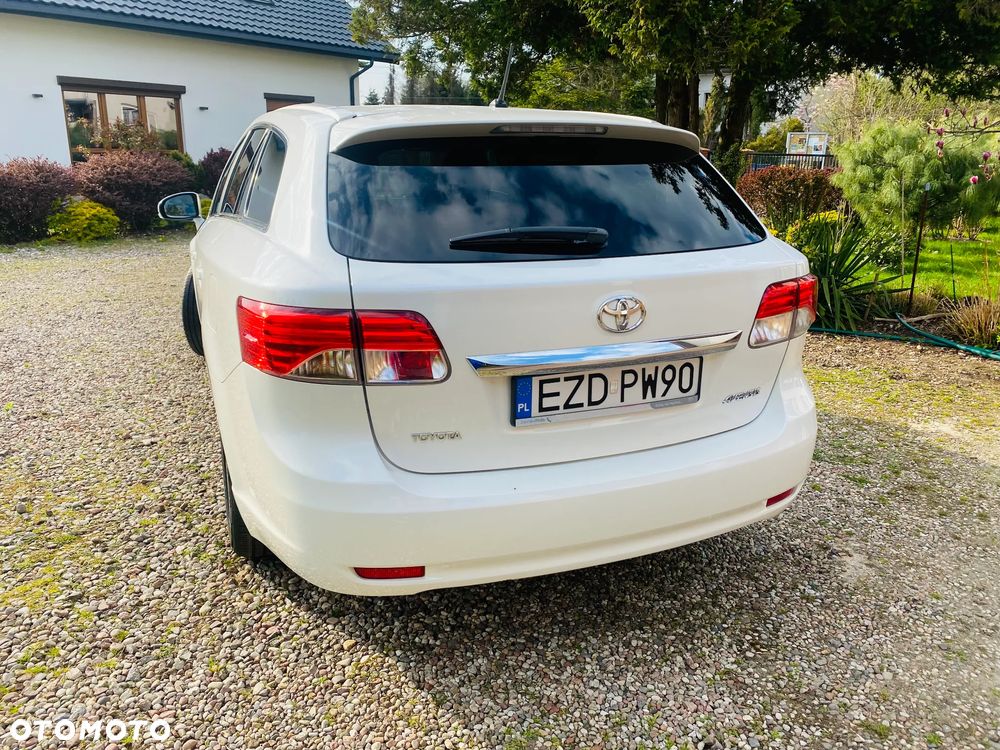 Toyota Avensis 2.0 D-4D Sol - 6