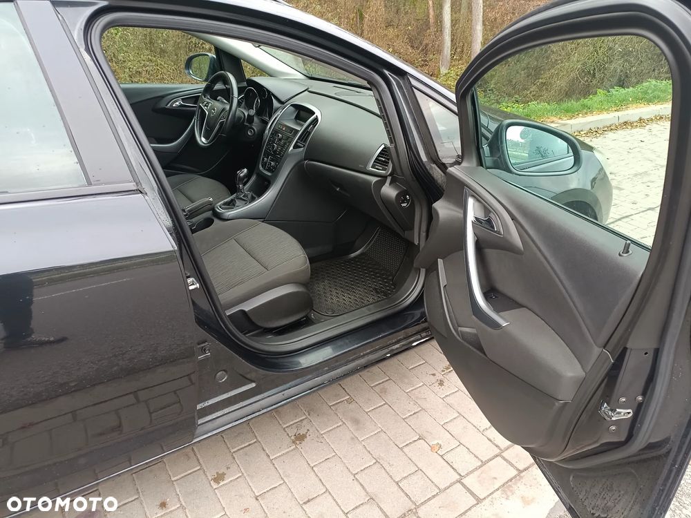 Opel Astra 1.4 T Enjoy - 8