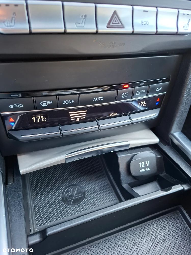 Mercedes-Benz Klasa E 220 BlueTEC 9G-TRONIC Elegance - 19