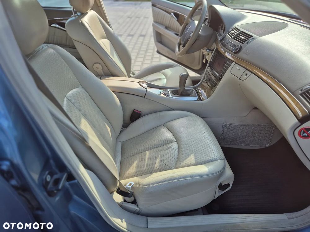 Mercedes-Benz Klasa E 220 CDI Avantgarde - 13