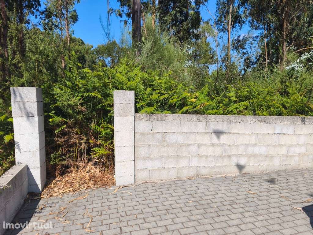 Terreno rústico em zona de construção - Grande imagem: 2/4