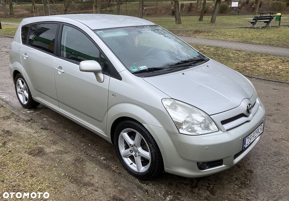 Toyota Corolla Verso 1.8 Gold - 1