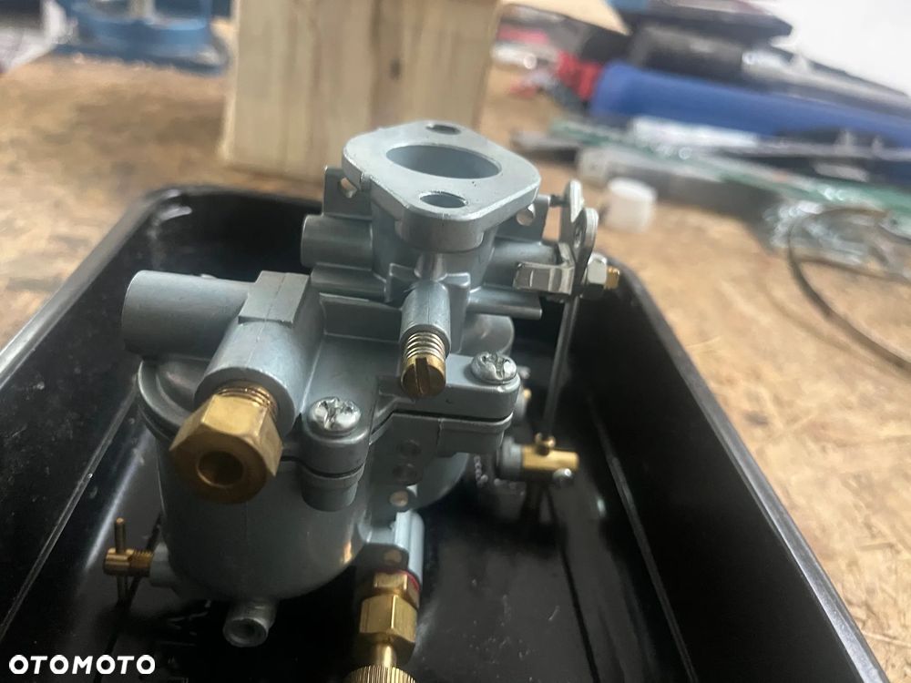 Gaźnik Massey Ferguson FE - 8