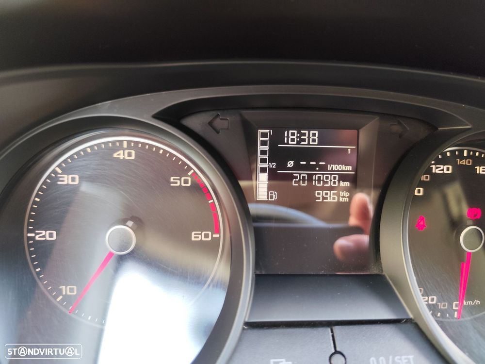 SEAT Ibiza 1.6 TDI FR - 22