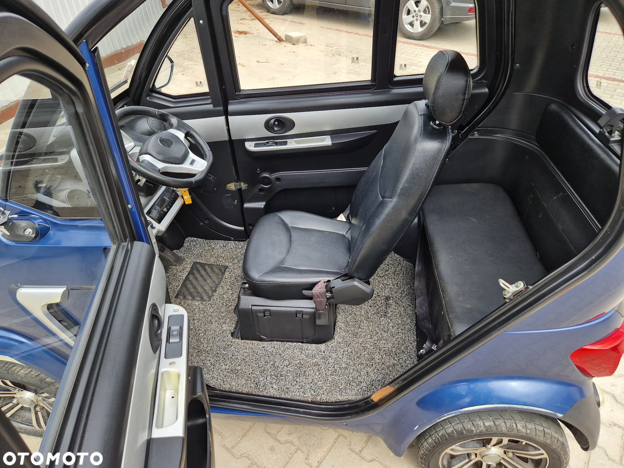 Microcar Inny - 8