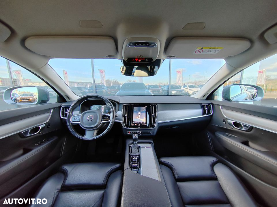Volvo V90 Cross Country D4 AWD Geartronic - 19