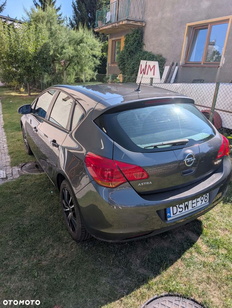 Opel Astra 1.4 ecoFLEX - 2
