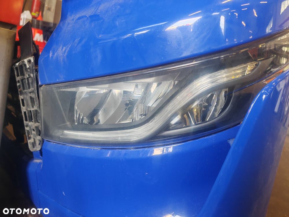 IVECO S-WAY REFLEKTOR LEWY FULL LED - 1