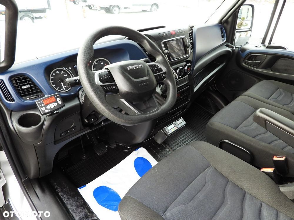 Iveco DAILY 72C18 CHŁODNIA KONTENER -10*C WINDA 9 PALET ZASILANIE 230V TEMPOMAT NAWIGACJA PNEUMATYKA AUTOMAT HI-MATIC BLIŹNIACZE KOŁA KLIMATYZACJA  180KM - 3