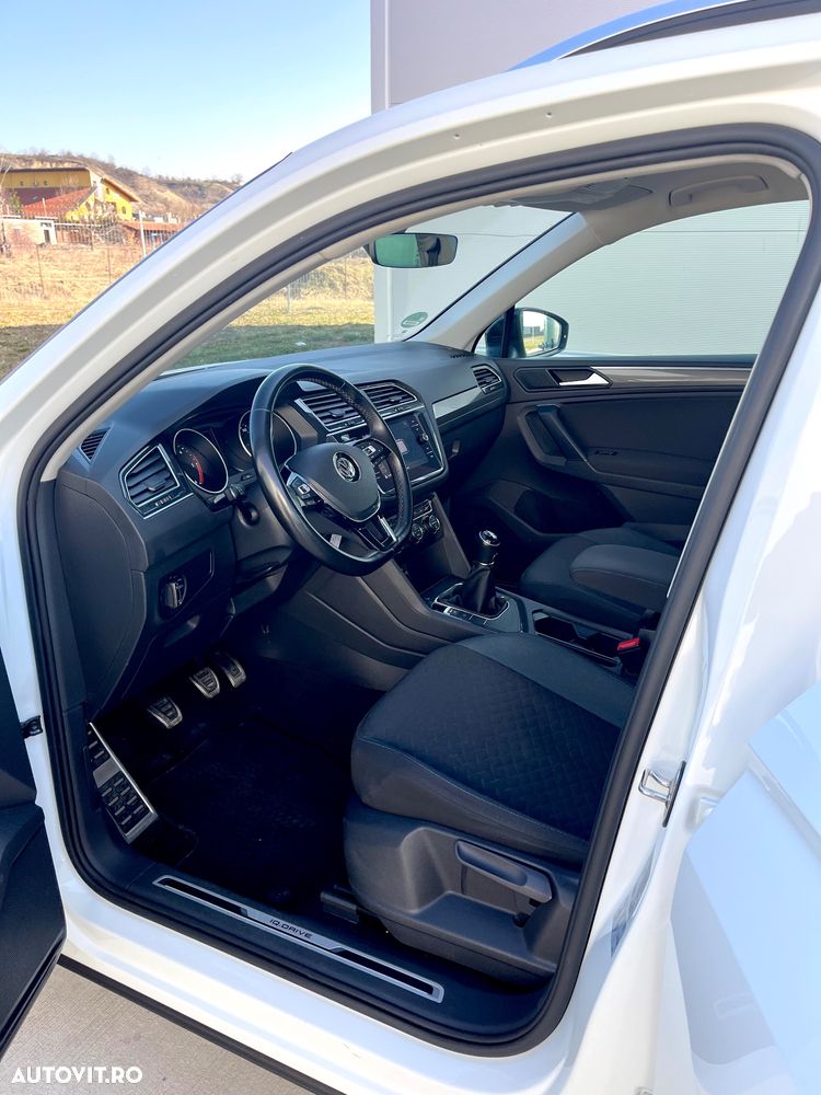 Volkswagen Tiguan 2.0 TDI SCR IQ.DRIVE - 11