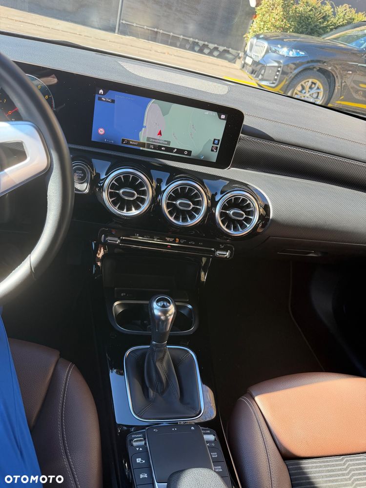 Mercedes-Benz CLA 180 Edition 2020 - 9