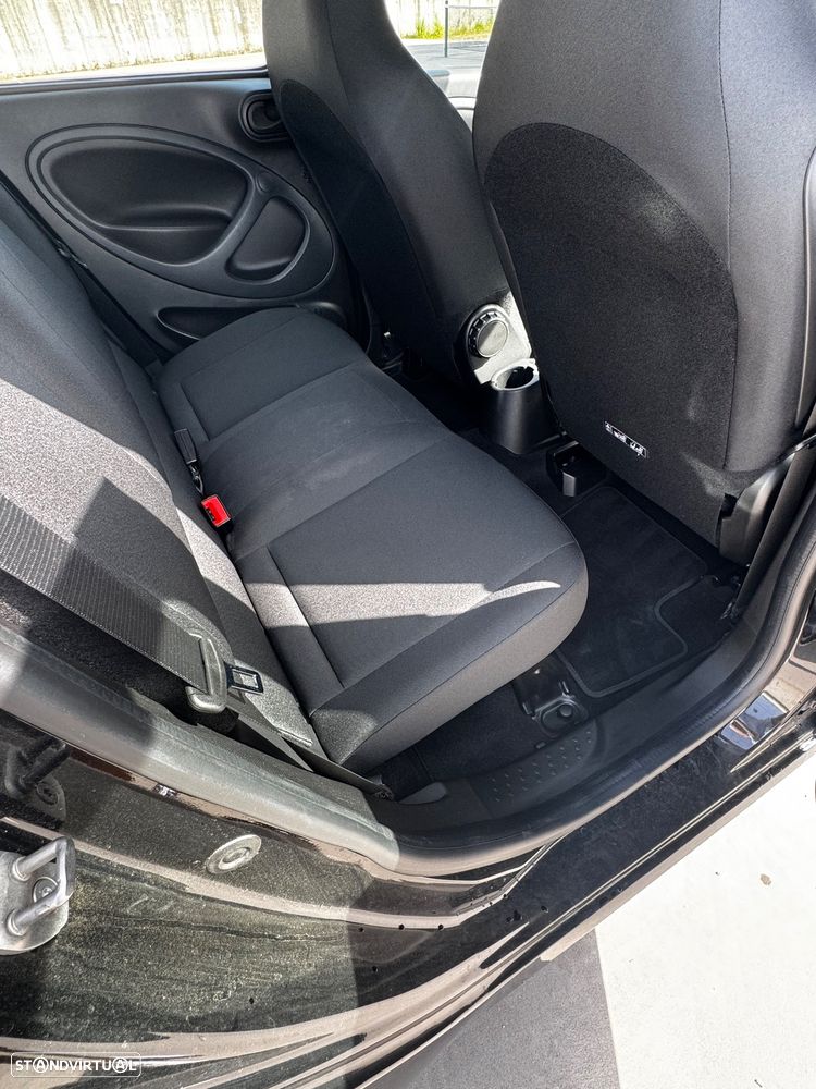 Smart ForFour EQ pulse - 11