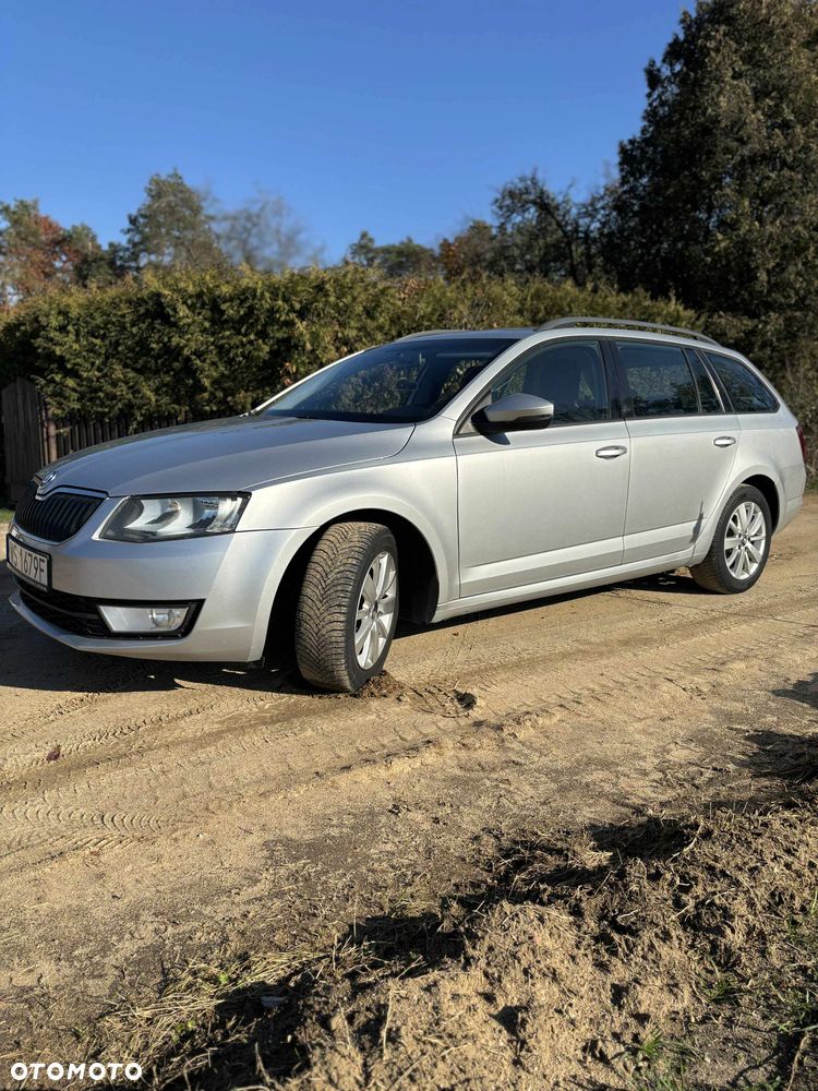 Skoda Octavia 1.6 TDI Ambition DSG - 5