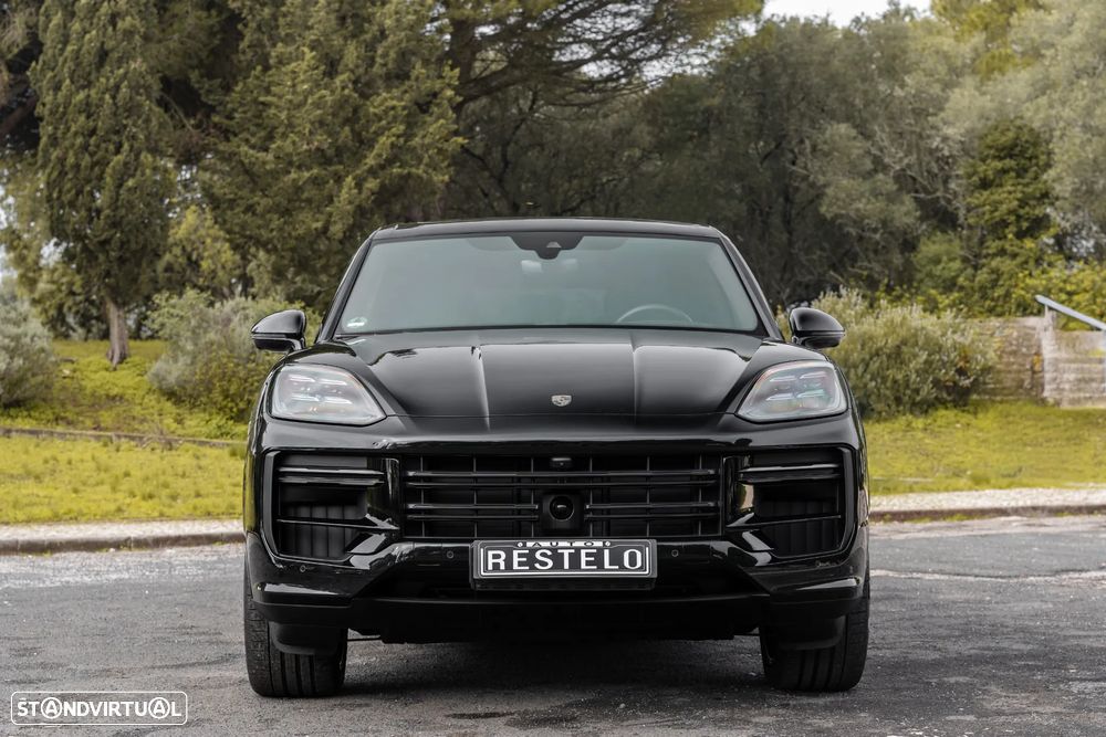 Porsche Cayenne Turbo E-Hybrid Tiptronic S - 2