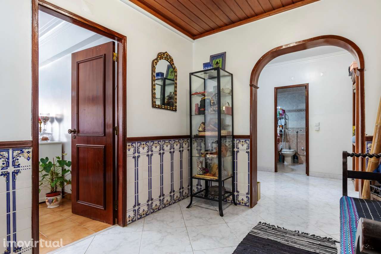 Apartamento T3 c/ +100m2 2 marquises e 2 wcs em Queluz, Sintra - Grande imagem: 4/46