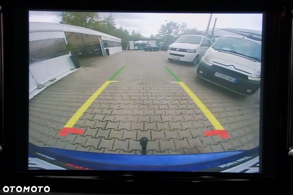 Chrysler Pacifica - 14