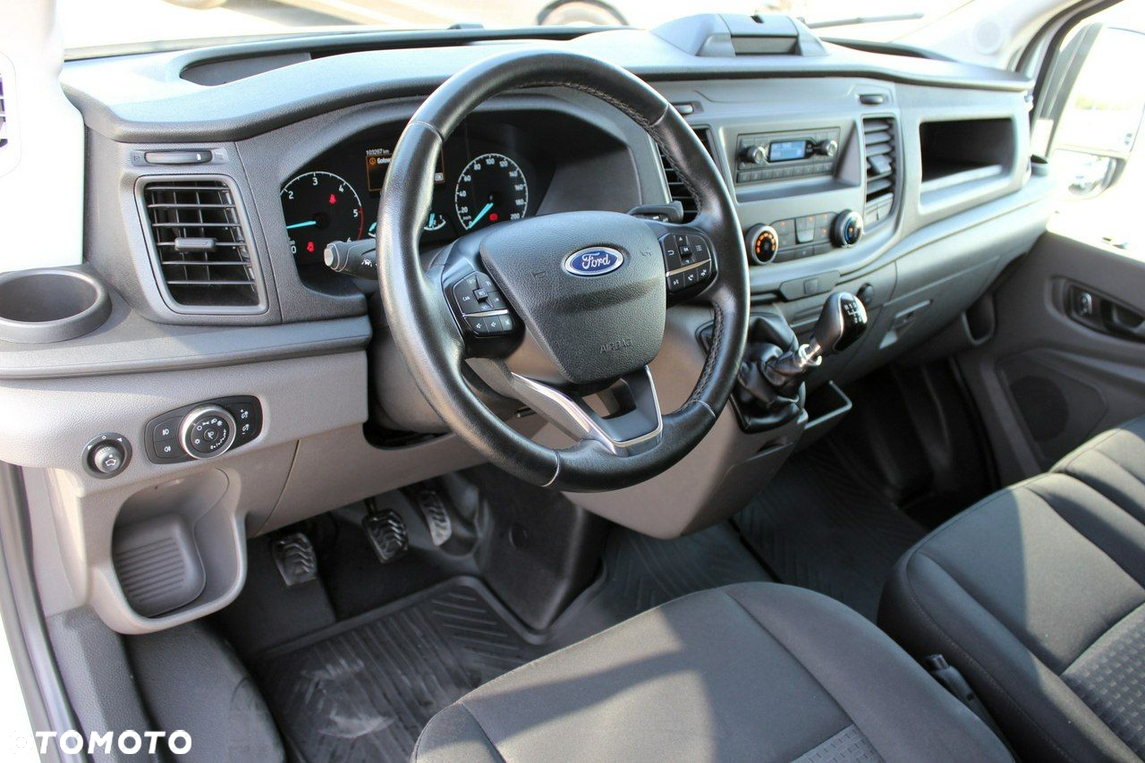 Ford Transit - 10