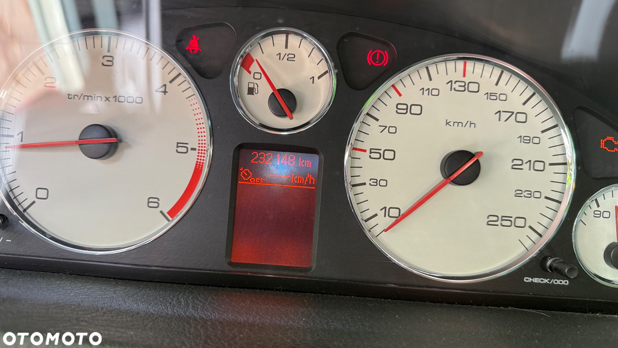 Peugeot 407 SW HDi 140 Platinum - 9