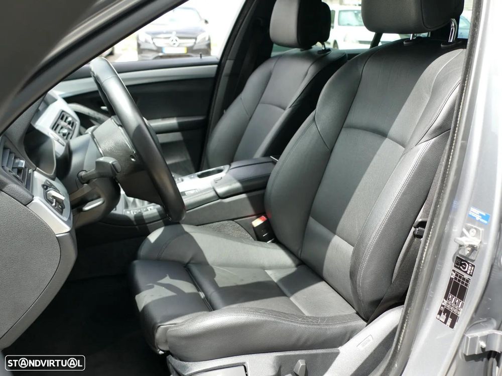 BMW 525 d Pack M - 29