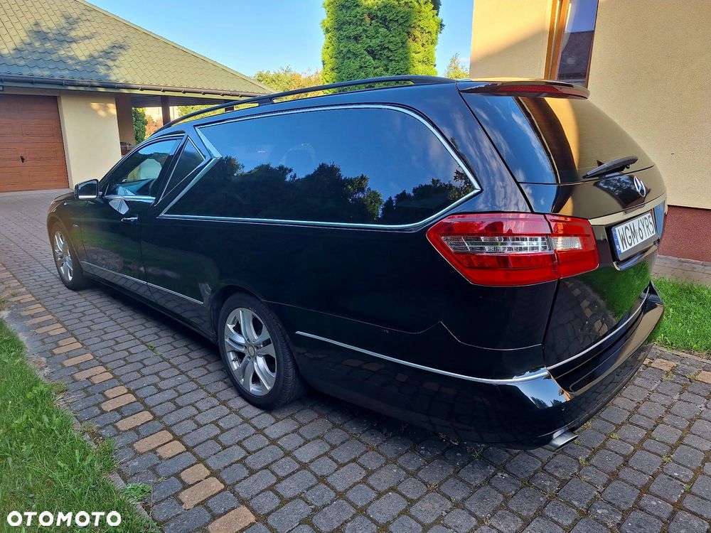 Mercedes-Benz Klasa E 200 CGI BlueEffICIENCY Avantgarde - 6