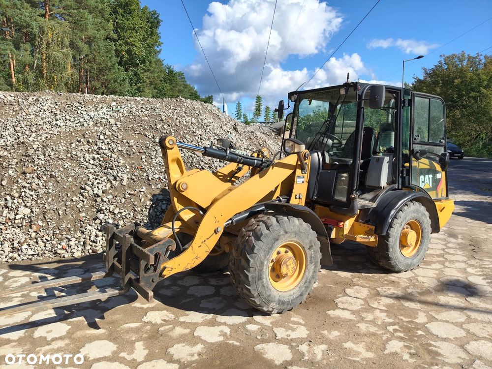 Caterpillar 906H - 1