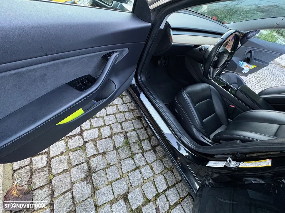 Tesla Model 3 Long-Range Dual Motor AWD - 3