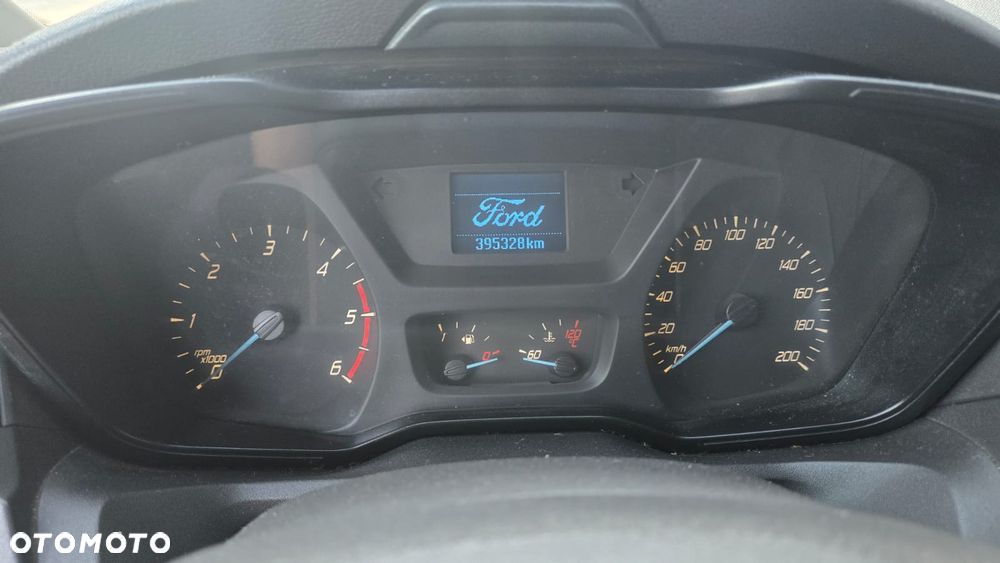 Ford Transit - 25