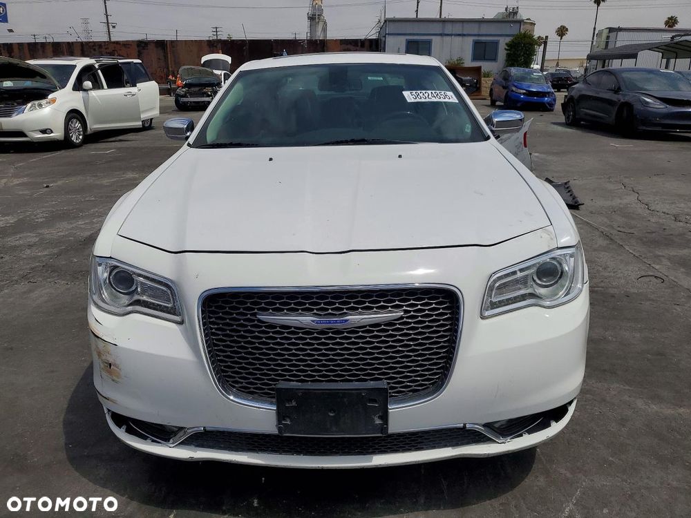 Chrysler 300C - 6