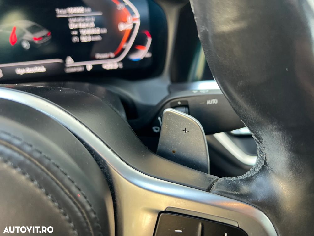 BMW Seria 3 320d xDrive AT MHEV - 23