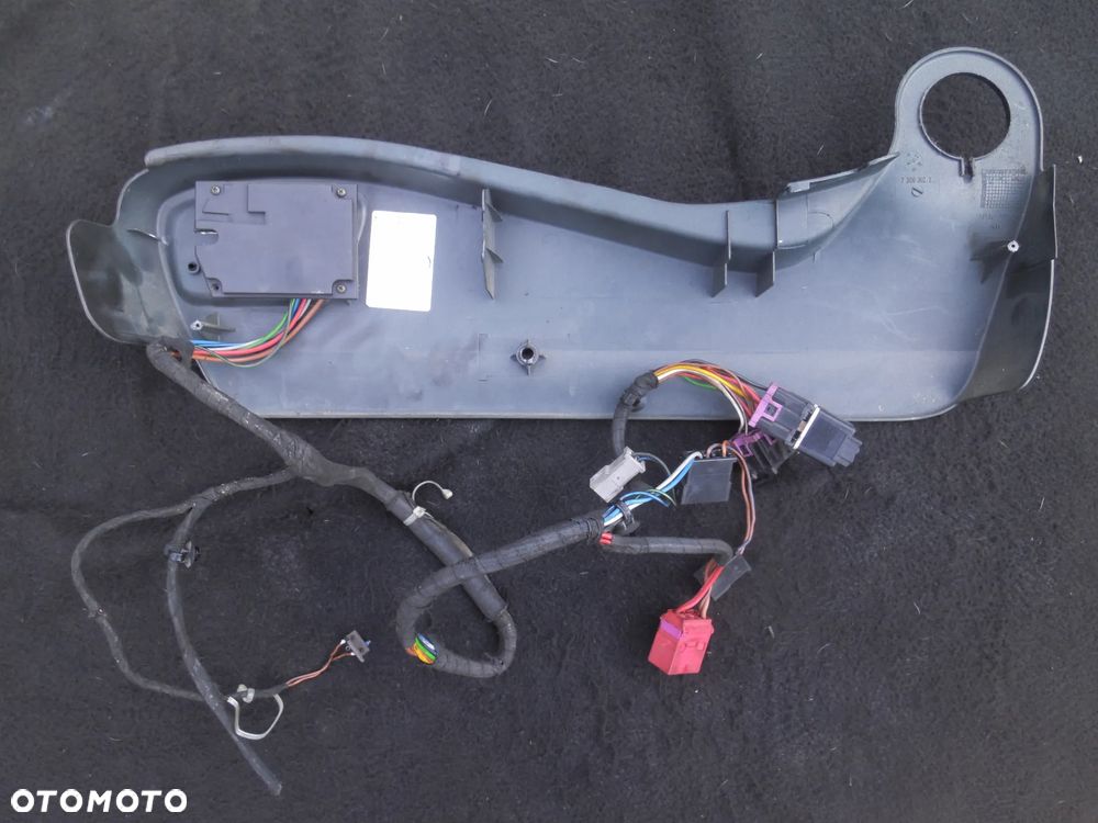 AUDI A3 S3 8L REGULACJA FOTELA RECARO 73003022 WTYCZKI INSTALACJA - 3