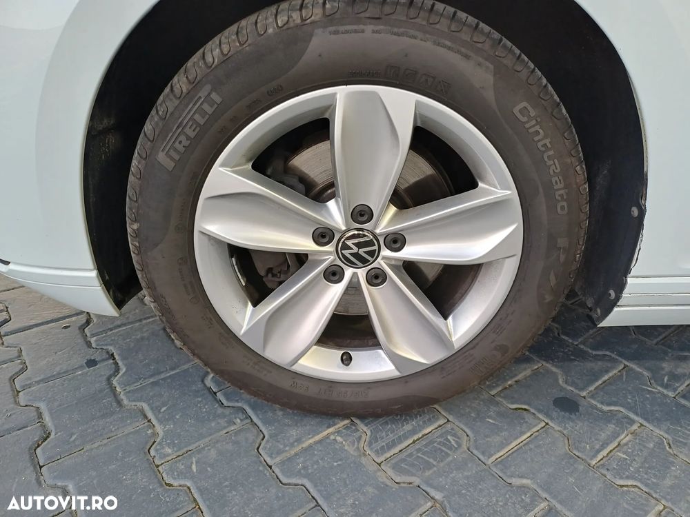 Volkswagen Passat Variant 2.0 TDI DSG Comfortline - 4