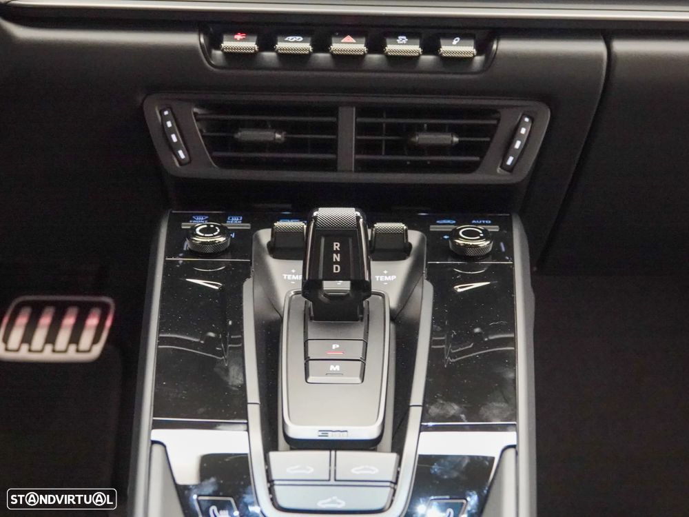 Porsche 911 (992) - 30
