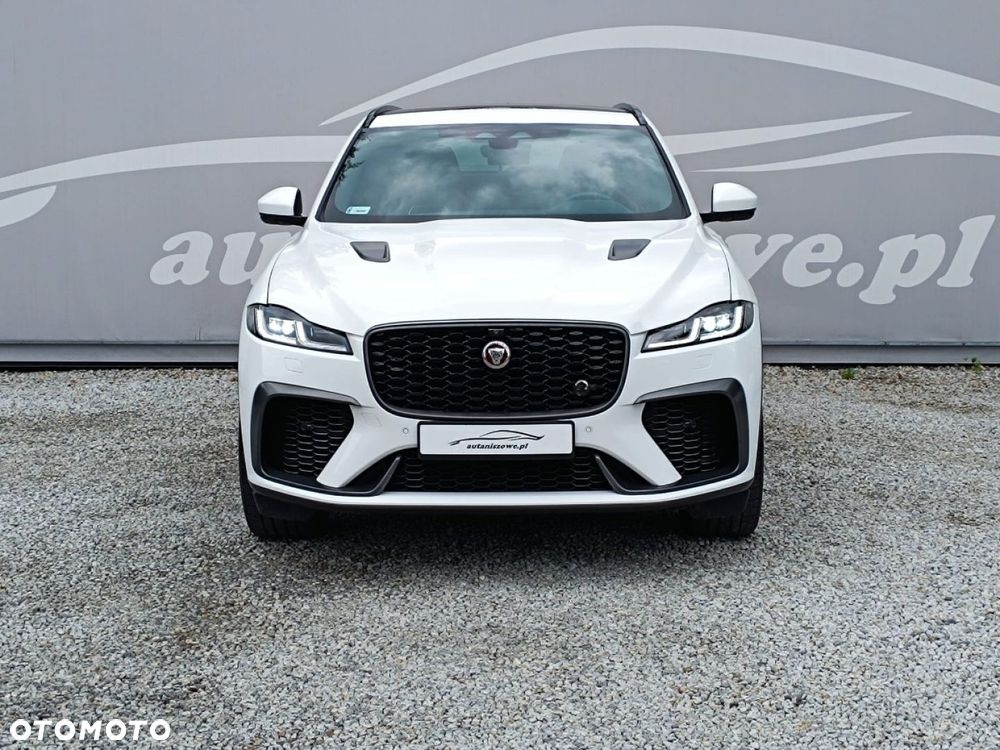 Jaguar F-Pace 5.0 V8 P550 AWD SVR - 11