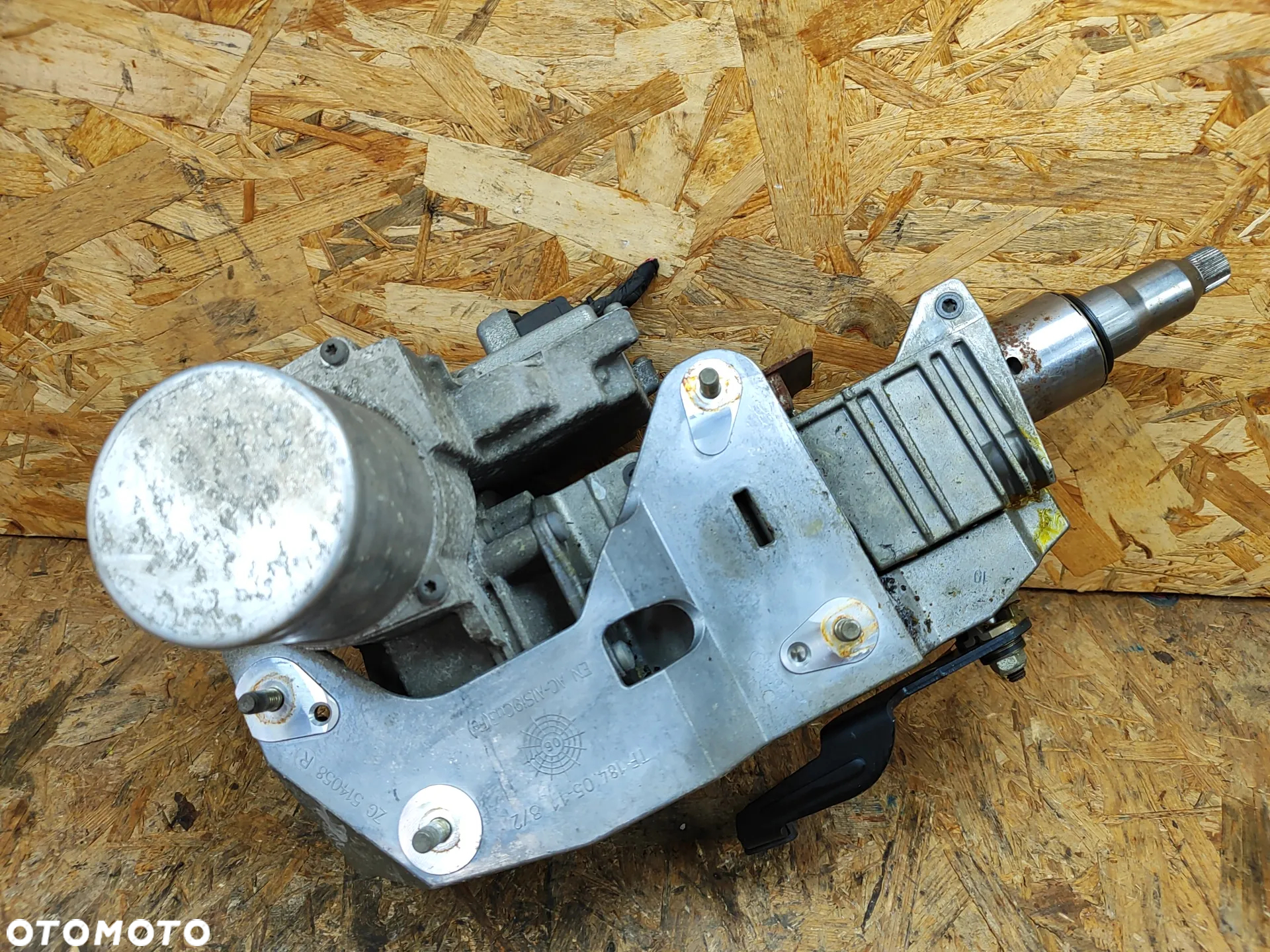 pompa wspomagania elektryczna TRW X84 / 8200445347-A / 50300803LHD do RENAULT scenic II megane II i inne - 2