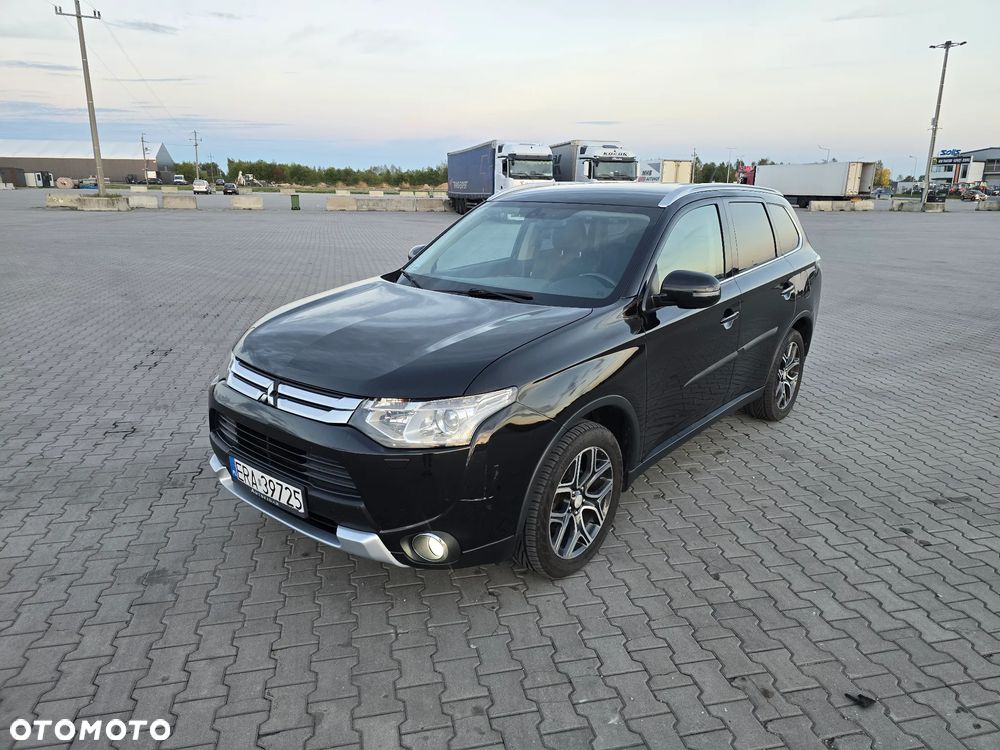 Mitsubishi Outlander 2.2 DID Intense + 4WD - 18