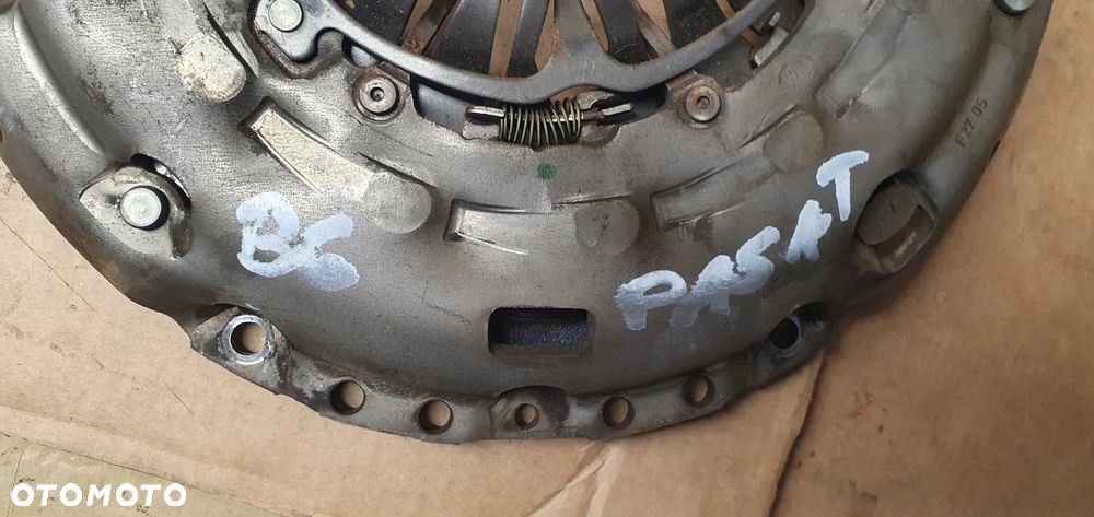 Sprzęgło tarcza docisk koło dwumas LUK VW Passat B6 2.0 TDI - 9
