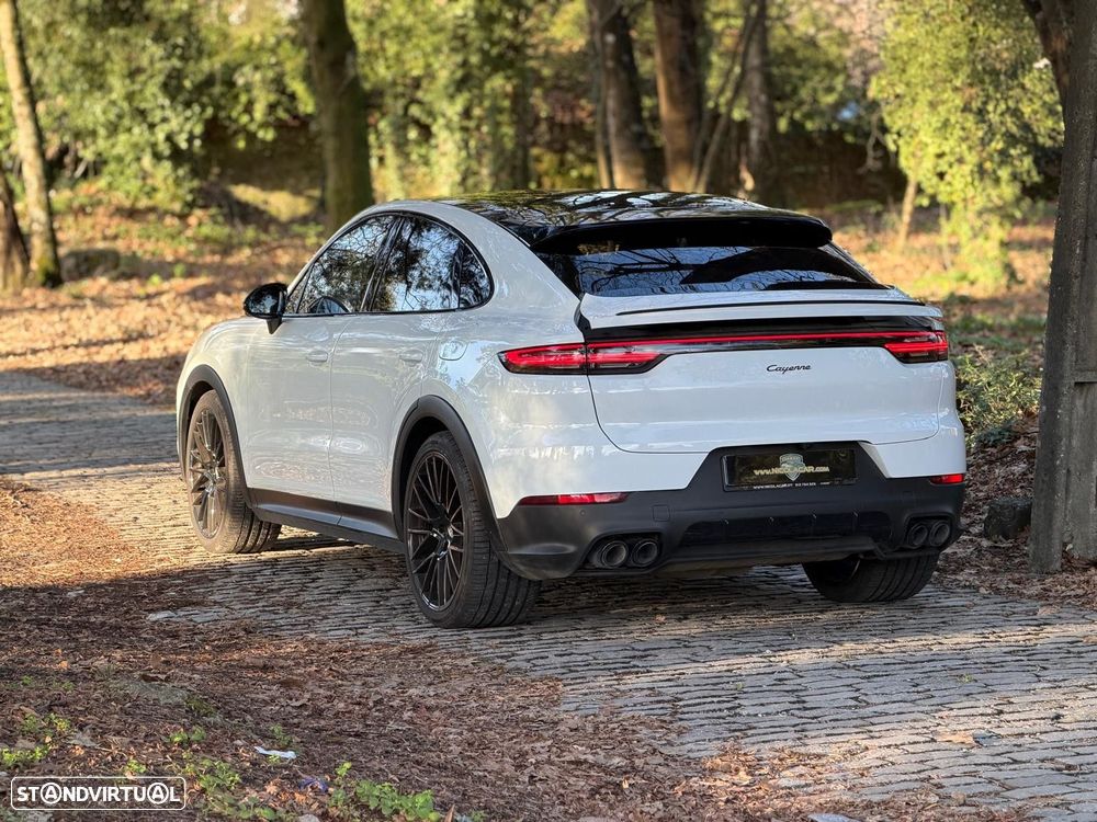 Porsche Cayenne E-Hybrid - 6