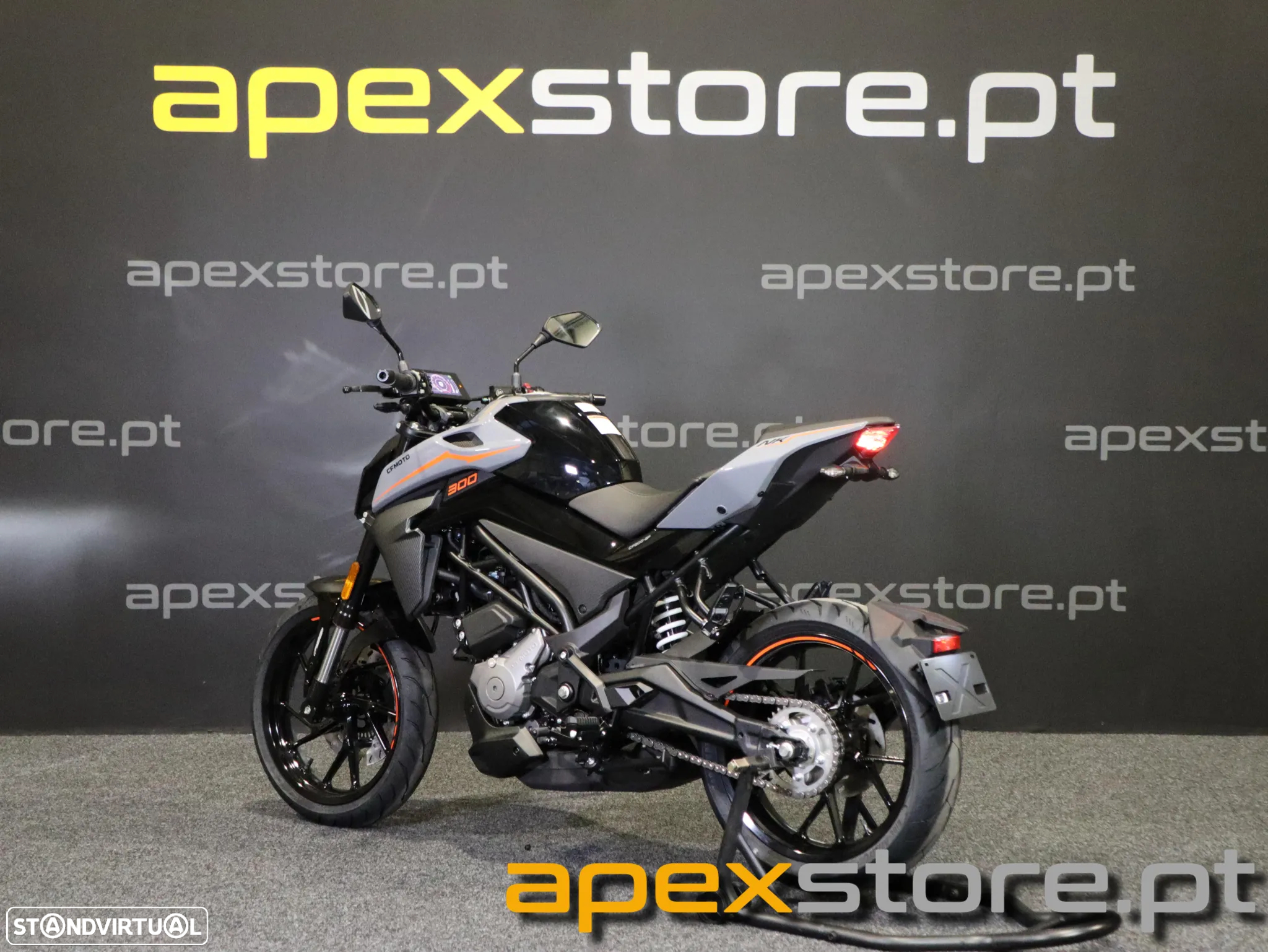 CF Moto 300NK - 3